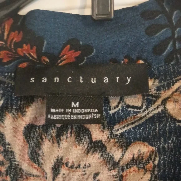 Sanctuary Dress - Picture 5 of 6